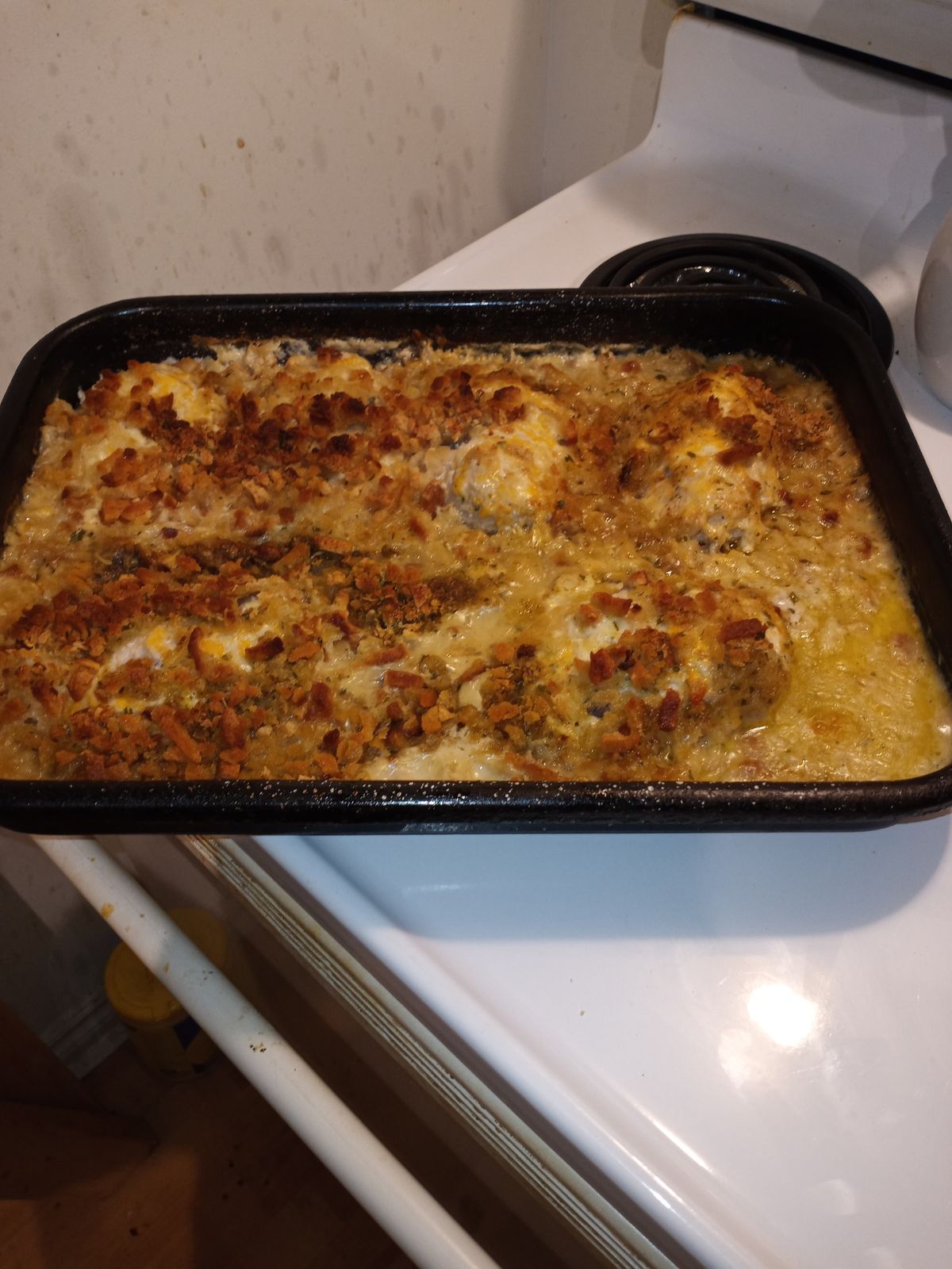 CHICKEN AND STUFFING CASSEROLE 247 Tasty Recipes   F918efb8e713fc763c70cf574635d95b 