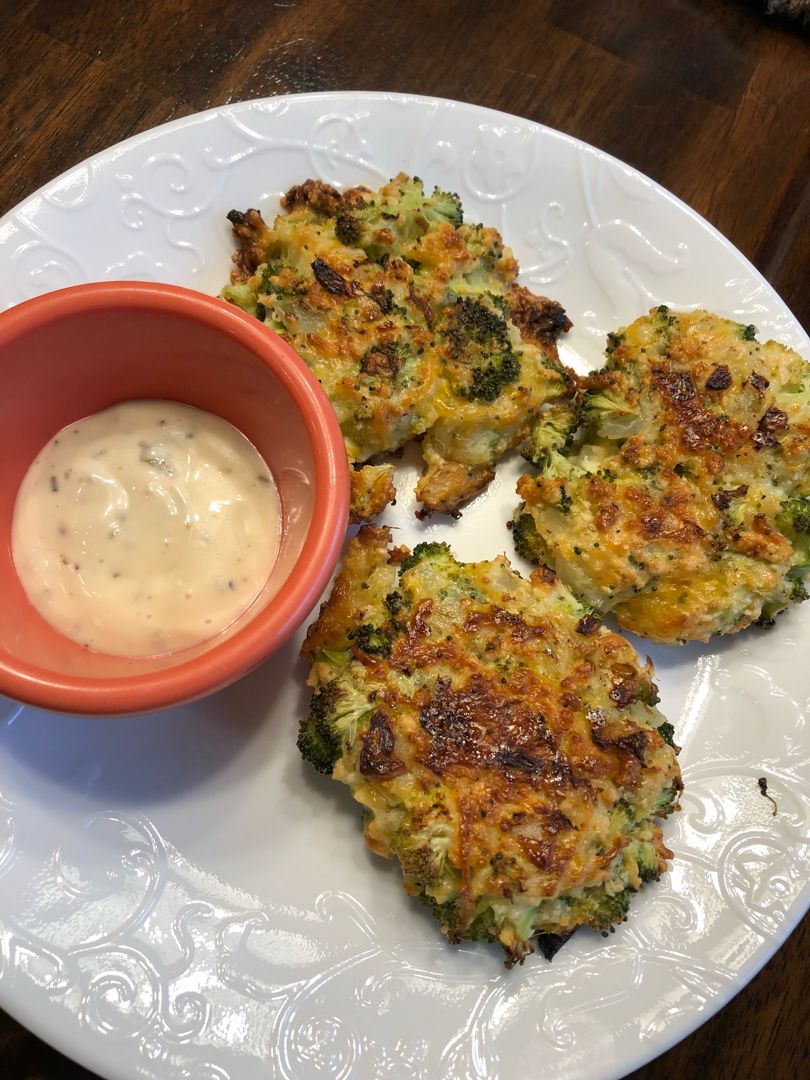 BAKED CHEESE BROCCOLI PATTIES 247 Tasty Recipes